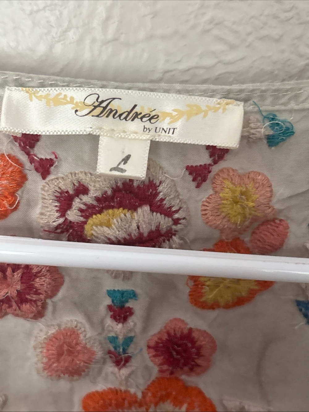 ANDREE BY UNIT Beige Open-Front Embroidered Kimono - Picture 3 of 4